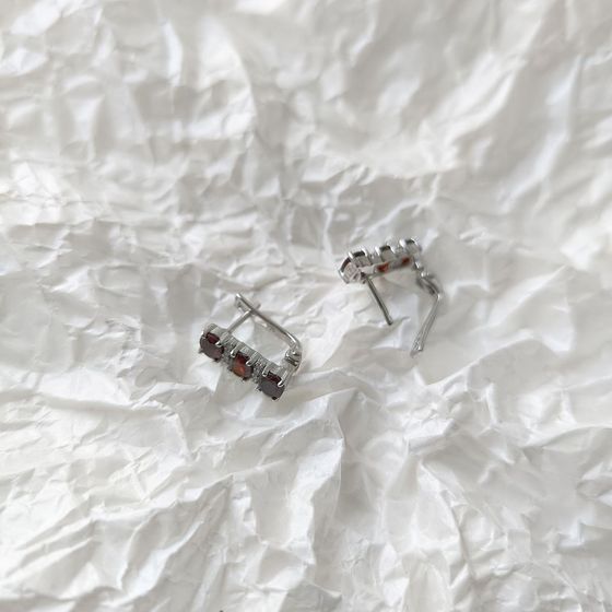 Срібні сережки з гранатом 2,859 карата