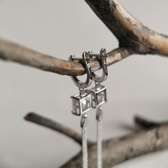 Silver earrings with cubic zirconia