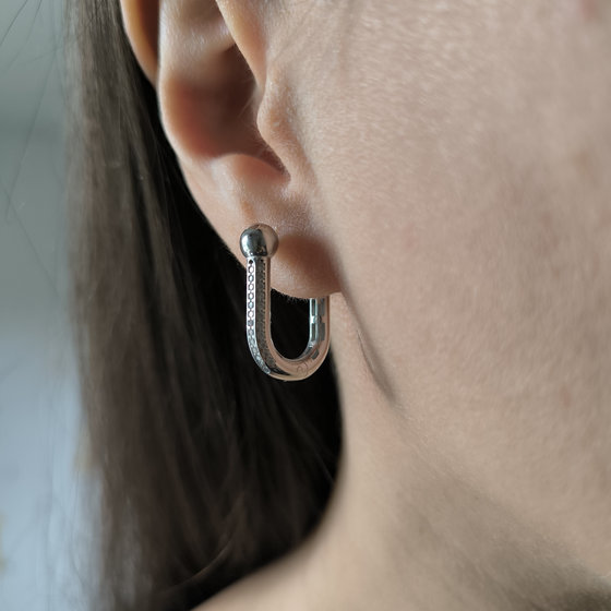 Серебряные серьги с фианитами