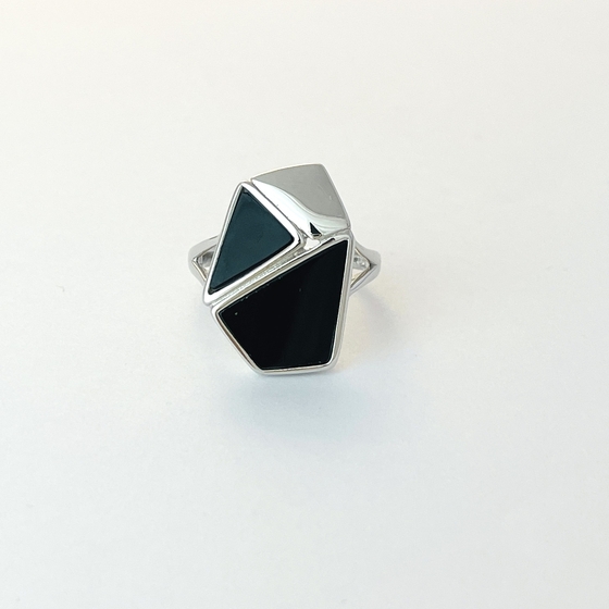 Silver ring with onyx