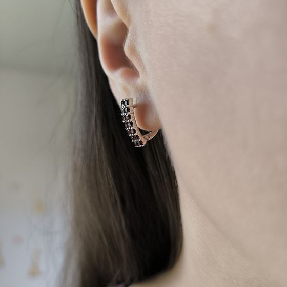 Серебряные серьги с гранатом 1.26ct