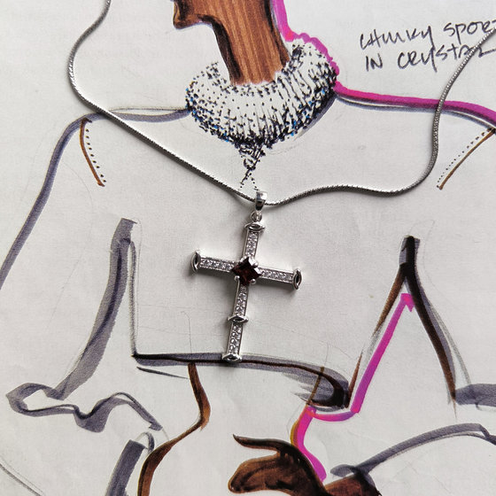 Срібний хрестик з гранатом 1,37 карата, фіанітами