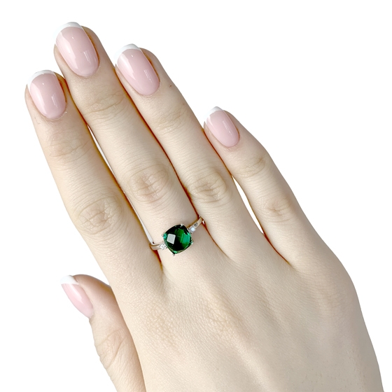 Срібна каблучка зі смарагдом nano 1,987 карата