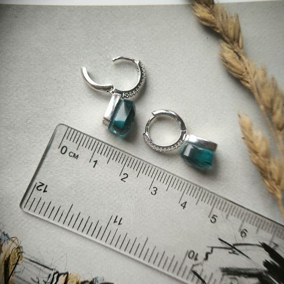 Срібні сережки з фіанітами