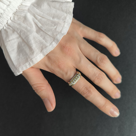 Silver ring with cubic zirconia