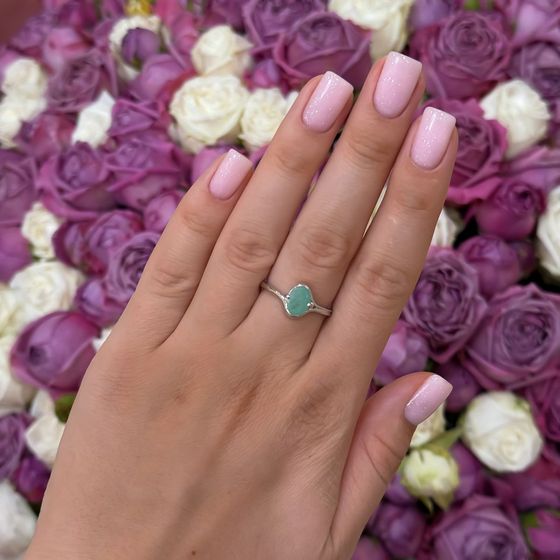 Silver ring with emerald