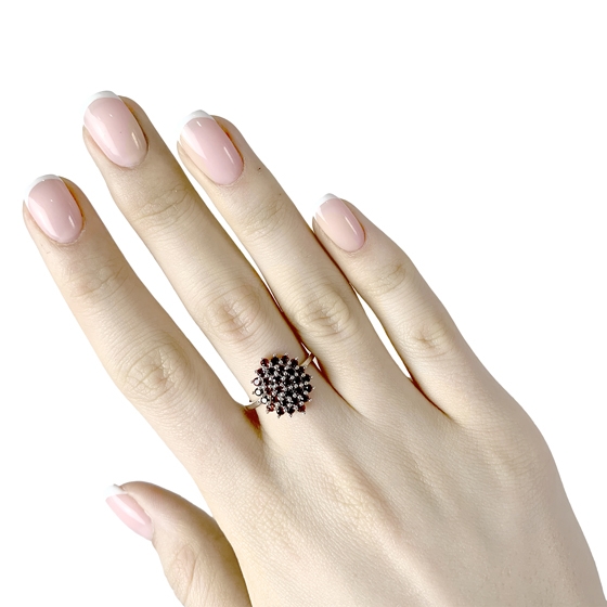 Срібна каблучка з гранатом 1.395ct