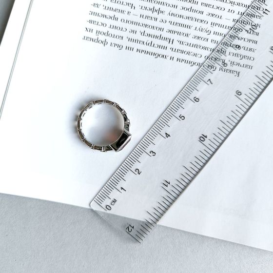 Срібна каблучка з гранатом 1,905 карата