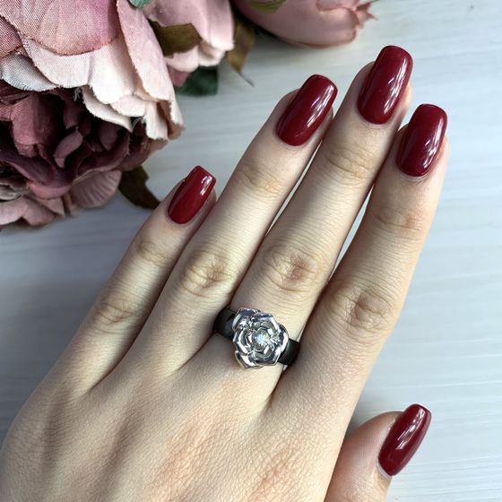 Silver ring with ceramics