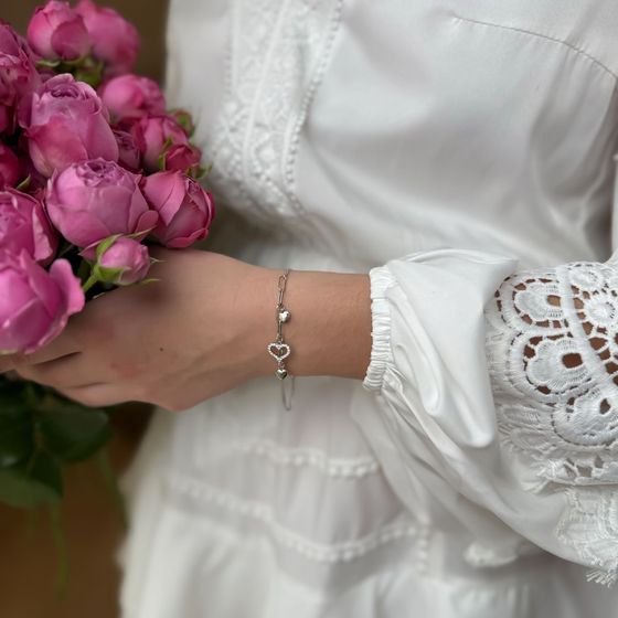 Silver bracelet with phianites