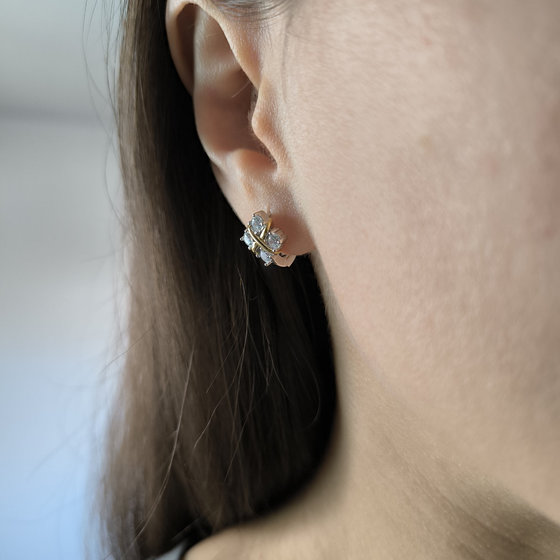 Silver earrings with cubic zirconia