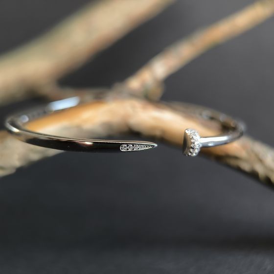 Серебряный браслет с фианитами