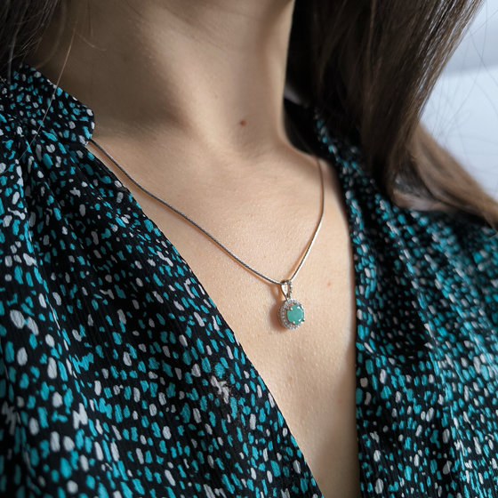 Срібна підвіска із смарагдом 1,181 карата