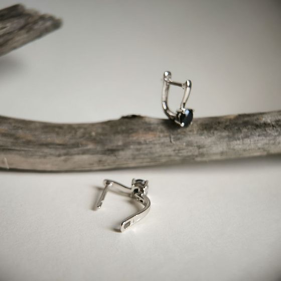 Серебряные серьги с сапфиром 1.292ct