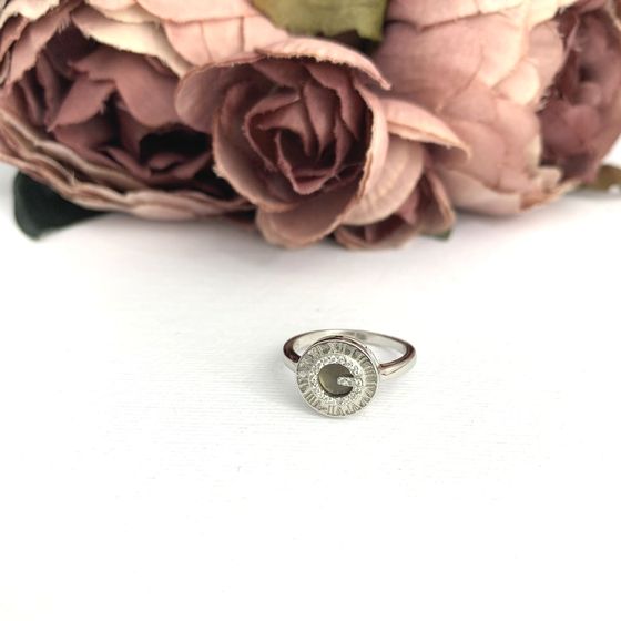 Silver ring with mother-of-pearl, phyanites