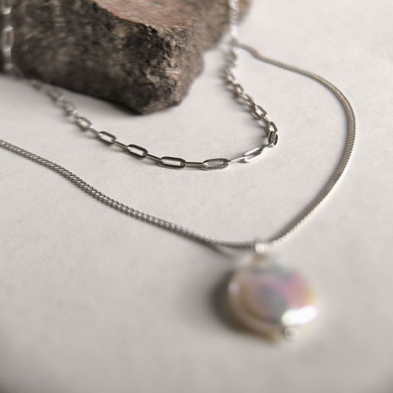 Silver necklace with baroque pearls