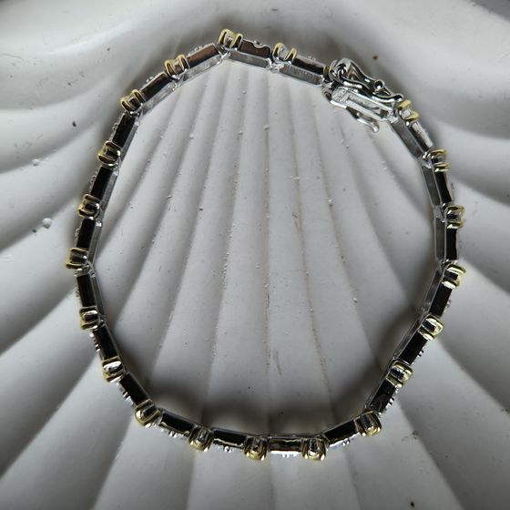 Серебряный браслет с фианитами