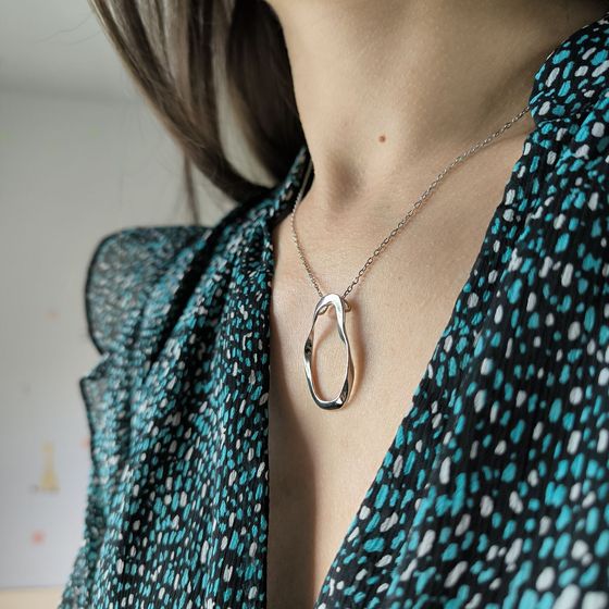 Silver necklace without stones