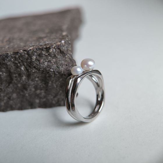 Срібна каблучка з перлами 2.5ct