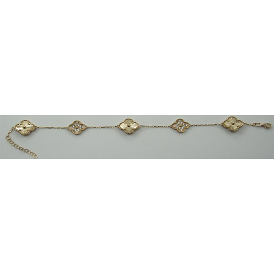 Gold bracelet with 3.6ct phianites