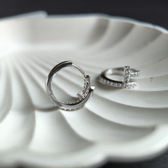 Срібні сережки з фіанітами