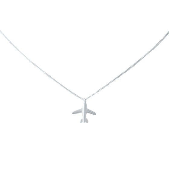 Silver necklace without stones