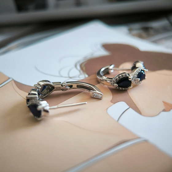 Silver earrings with sapphire 3.264ct, cubic zirconia