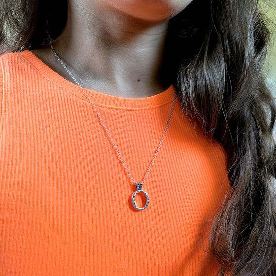 Silver necklace with phianites