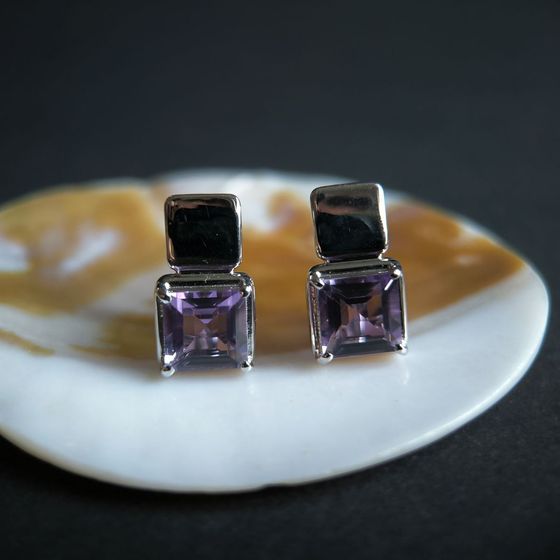 Silver earrings with amethyst 4.748ct