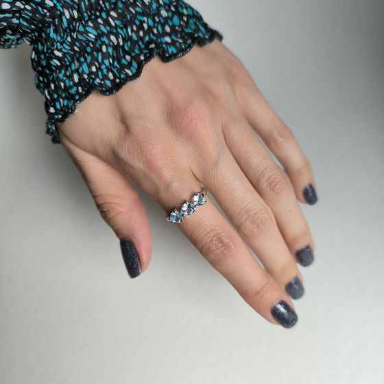 Серебряное кольцо с топазом 1.6ct