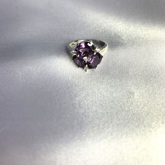 Silver ring with alexandrite