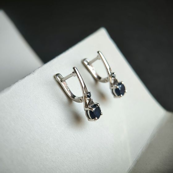Серебряные серьги с сапфиром 2.363ct