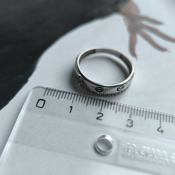 Silver ring with cubic zirconia