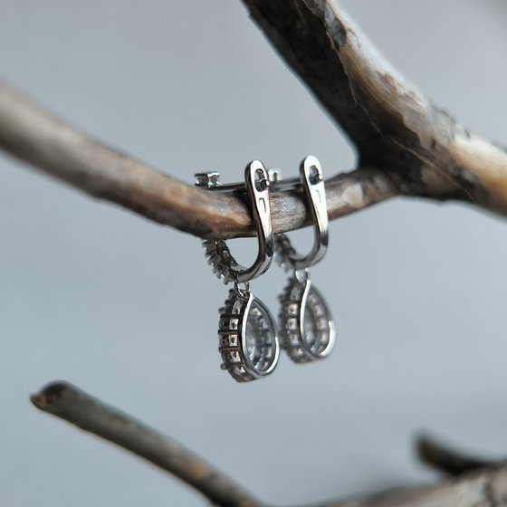 Silver earrings with cubic zirconia