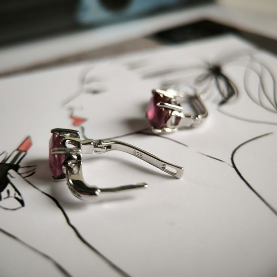 Серебряные серьги с рубином 7.007ct