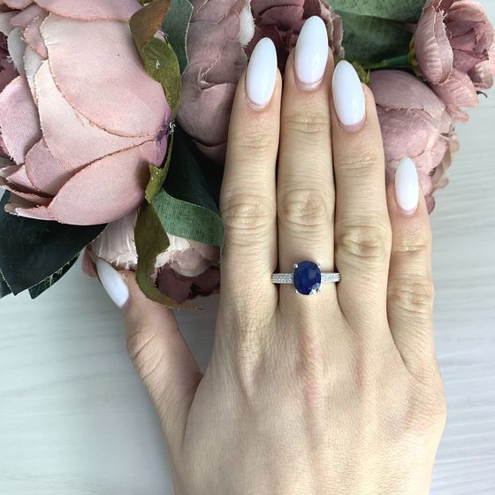 Silver ring with a sapphire