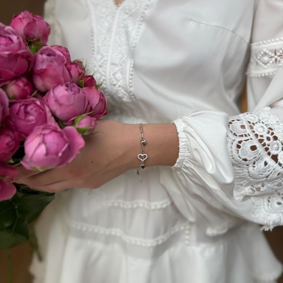 Silver bracelet with phianites