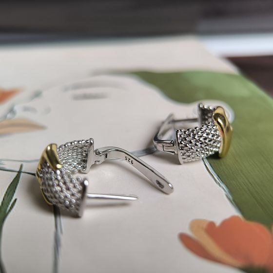 Срібні сережки без каменів