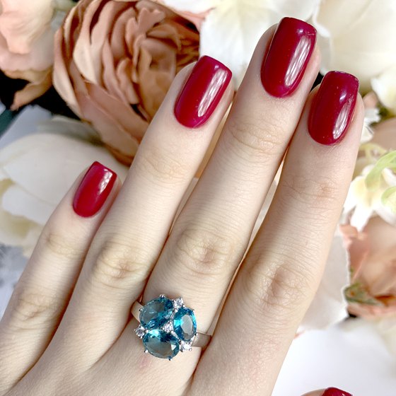 Серебряное кольцо с топазом Лондон Блю 2.465ct