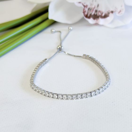 Silver bracelet with phianites