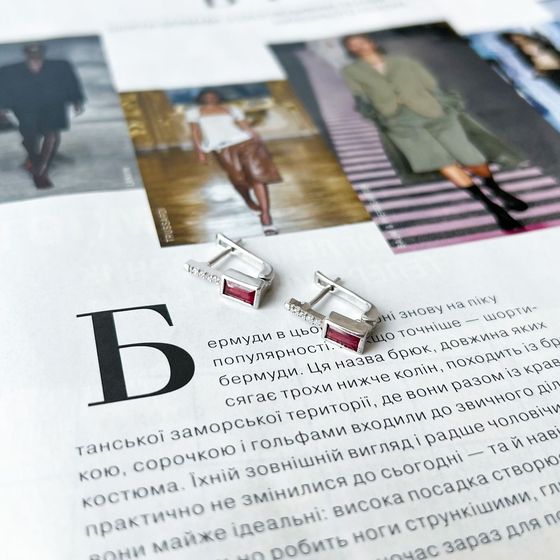 Срібні сережки з рубіном 1,145 карата та фіанітами