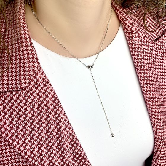 Silver necklace without stones