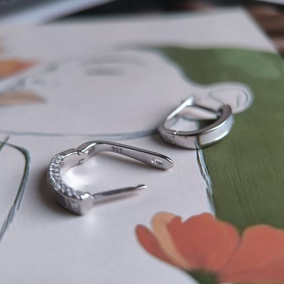 Серебряные серьги с фианитами, перламутром