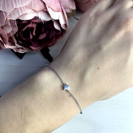 Silver bracelet without stones