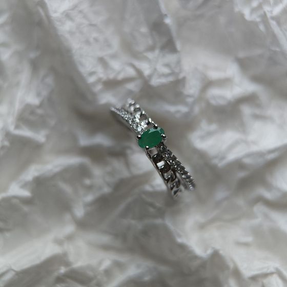 Silver ring with emerald, fianites