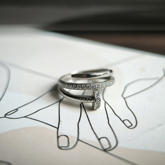 Silver ring with cubic zirconia