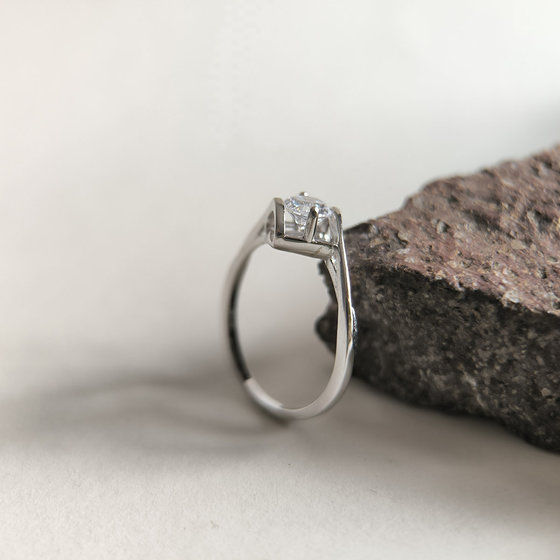 Silver ring with cubic zirconia