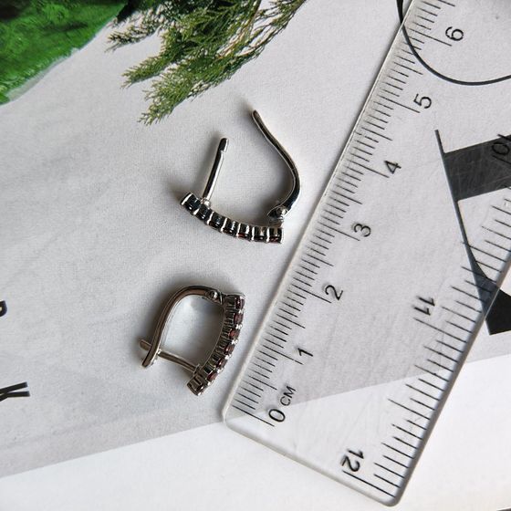 Серебряные серьги с гранатом 1.26ct