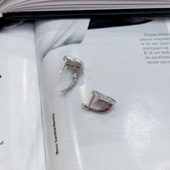 Срібні сережки без каменів