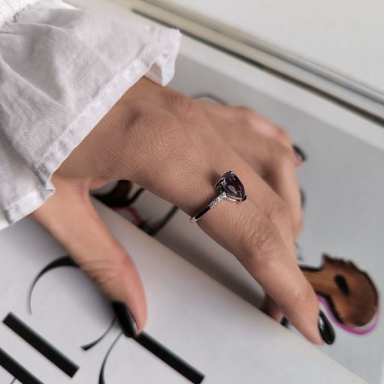Срібна каблучка з аметистом 1.887ct